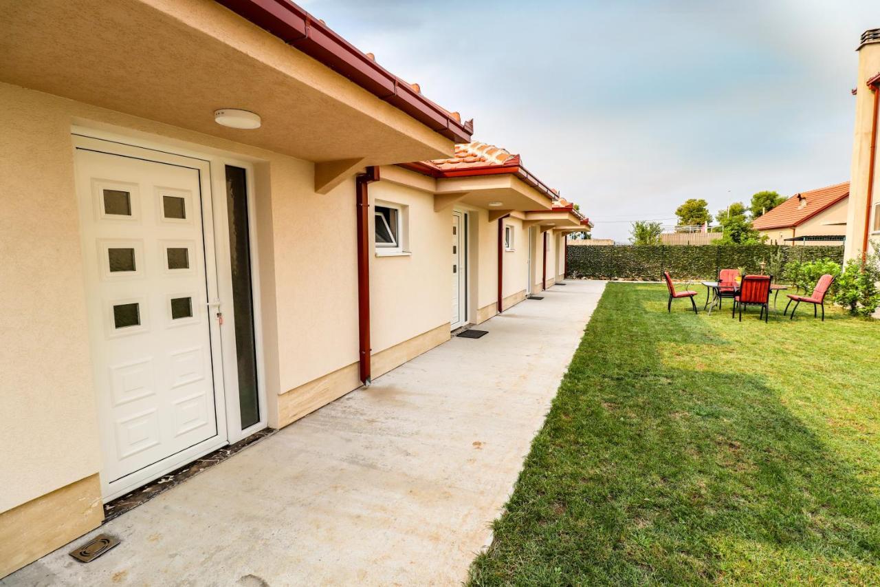 Simo Apartments Airport Podgorica Exteriér fotografie